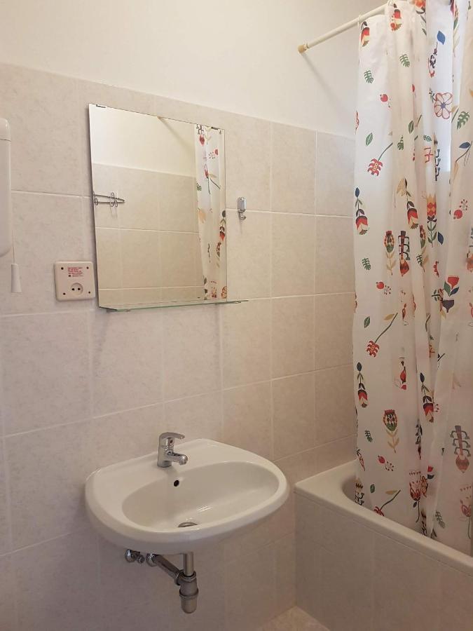 Apartments Grkovic Trsteno Adventure Experience Accommodation 1 ドゥブロブニク エクステリア 写真